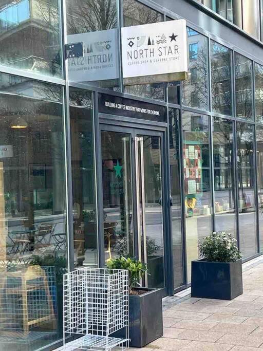 Leeds Clarence Dock 2 Bedroom Apt Екстер'єр фото
