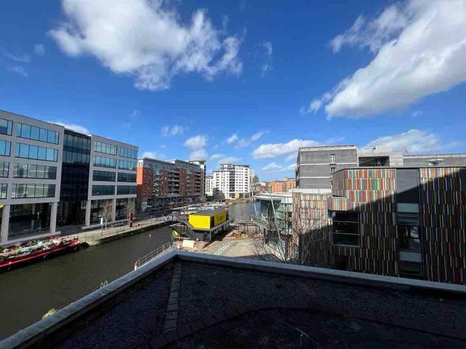 Leeds Clarence Dock 2 Bedroom Apt Екстер'єр фото